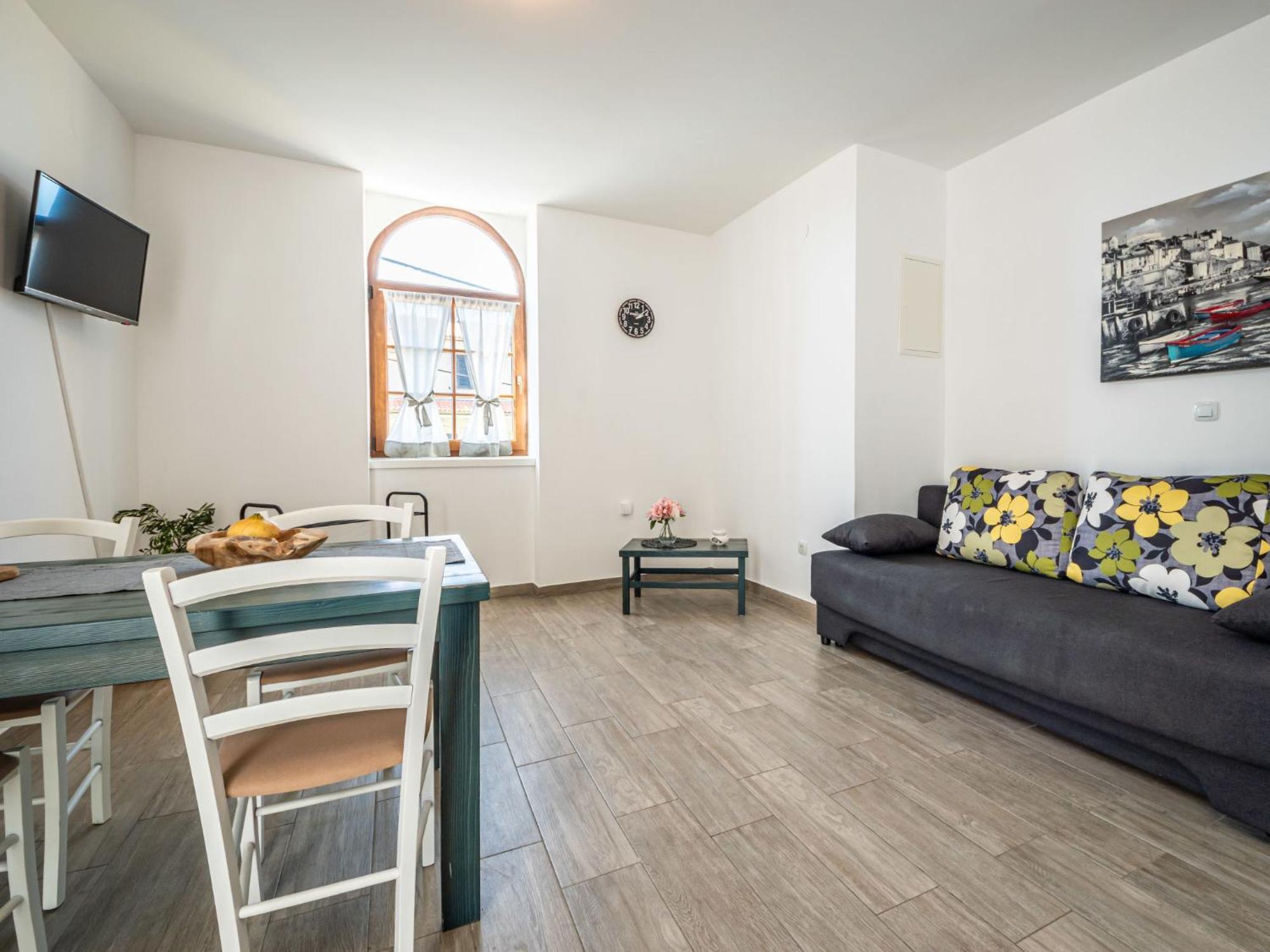 Apartment Val-4 By Interhome สเวติยูไร ภายนอก รูปภาพ