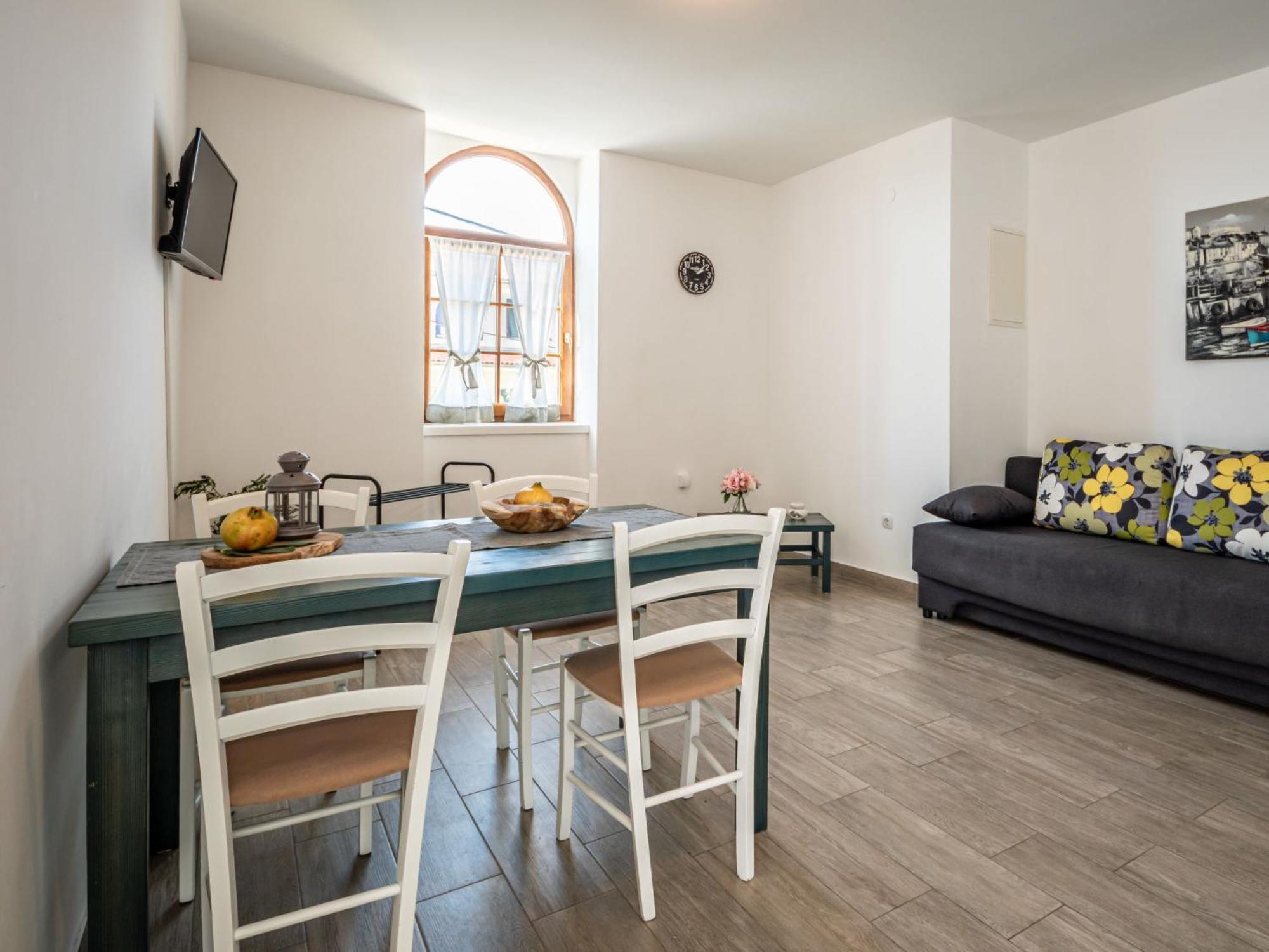 Apartment Val-4 By Interhome สเวติยูไร ภายนอก รูปภาพ